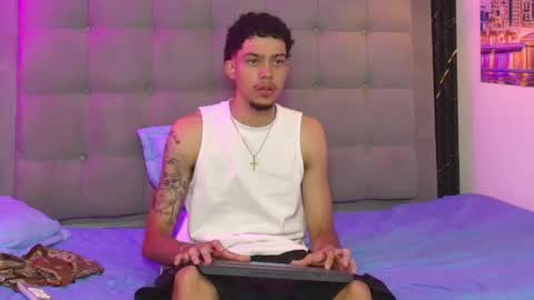 Snapshot of thiago_preston chatting on May 2026 08:06:02 PM Thiago online show from May 2026 08:06:02 PM