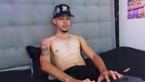 Snapshot of thiago_preston chatting on July 2026 08:00:01 PM Thiago online show from July 2026 08:00:01 PM