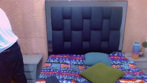 thiago_twink38 online show from October 2025 04:48:01 AM