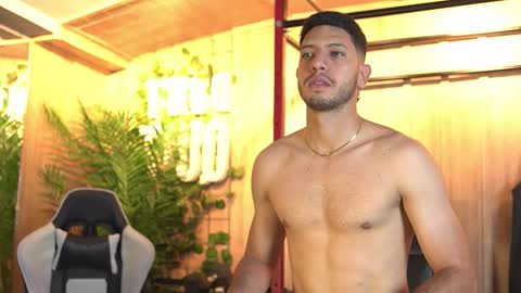 Thiago online show from December 2025 12:34:02 PM