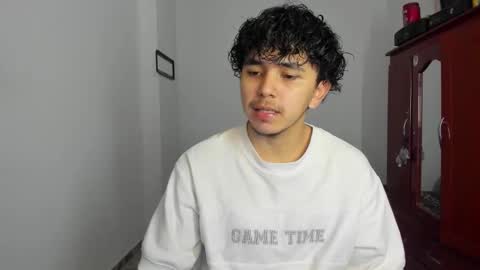 Snapshot of thiago_wc chatting on October 2025 04:37:01 PM Thiago online show from October 2025 04:37:01 PM