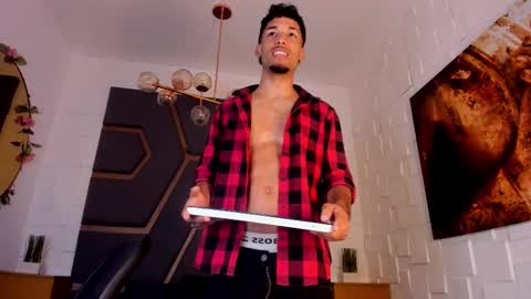 ThiagoFerreti online show from November 2025 09:13:02 PM