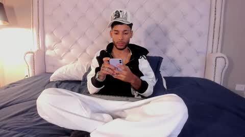 ThiagoFerreti online show from March 2026 05:44:02 AM