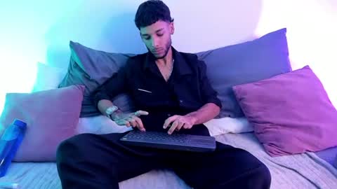 ThiagoFerreti online show from June 2026 04:45:01 AM