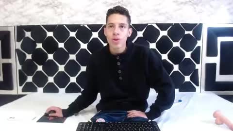 Thiago   online show from June 2026 03:09:02 AM