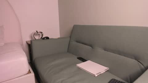 Snapshot of thiagovega_ chatting on May 2026 04:32:02 AM thiagovega_ online show from May 2026 04:32:02 AM
