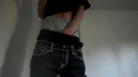 Snapshot of thickbigdick789 chatting on March 2025 01:10:02 AM thickbigdick789 online show from March 2025 01:10:02 AM