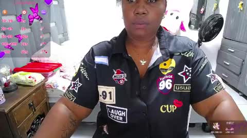 Snapshot of thickebonymilf chatting on May 2026 09:14:02 AM XIOMARA online show from May 2026 09:14:02 AM