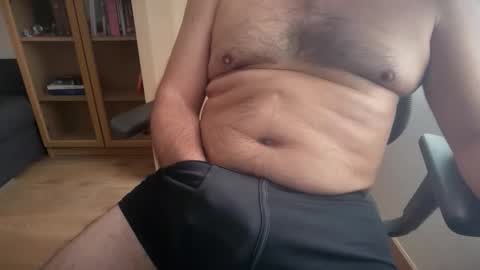 Snapshot of thickguybcn chatting on April 2026 12:17:02 PM ThickDickBCN online show from April 2026 12:17:02 PM