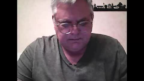 Thierrysymp online show from December 2025 05:22:02 PM