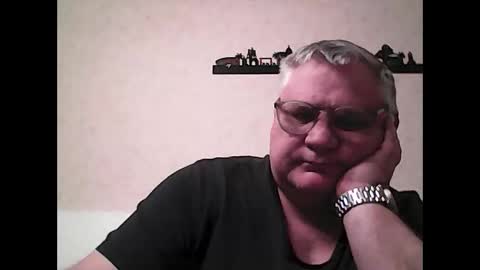 Thierrysymp online show from February 2026 05:41:01 PM