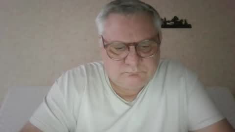 Thierrysymp online show from February 2026 04:57:01 PM