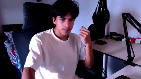 Snapshot of thieves_us chatting on January 2025 05:49:02 PM thieves_us online show from January 2025 05:49:02 PM