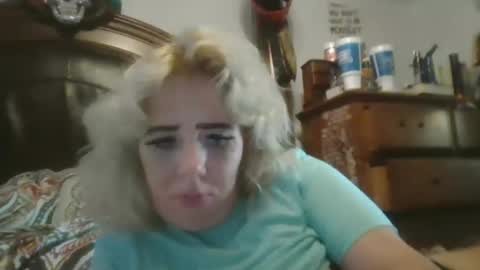 lola...and...thiggy online show from June 2026 01:43:01 PM