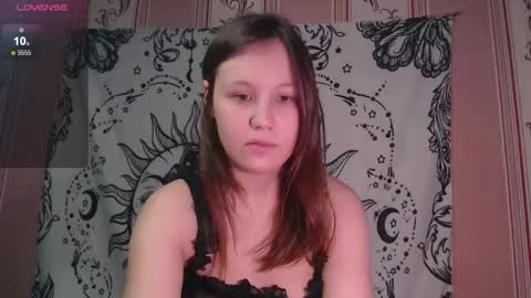 Snapshot of thighswithspikes chatting on November 2025 10:14:01 AM thighswithspikes online show from November 2025 10:14:01 AM