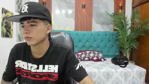  THIAGO COLLINS  online show from February 2026 10:41:02 PM