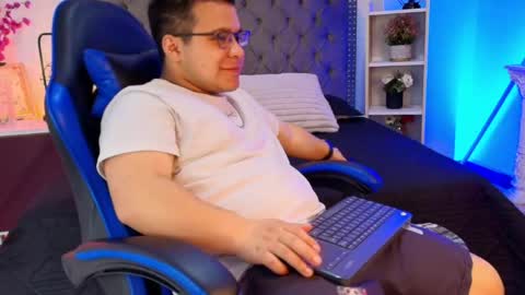 Thiiago Saenz online show from May 2026 12:35:02 PM