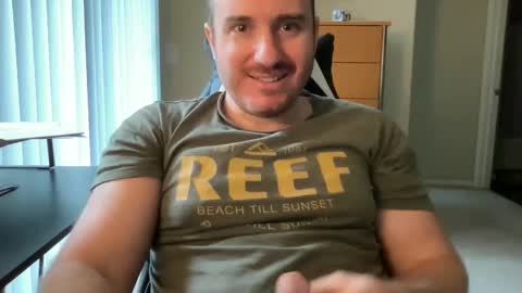 Snapshot of thisbigjewishdick chatting on February 2025 09:07:02 PM This Big Jewish Dick online show from February 2025 09:07:02 PM