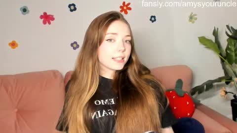 Amelia  shows on mondays fridays and sundays  if anything changes im giving updates on my fansly  online show from April 2026 04:55:02 PM