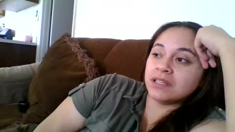 Snapshot of thizzlebear chatting on March 2026 08:59:01 PM Chubby Dad Chillin online show from March 2026 08:59:01 PM