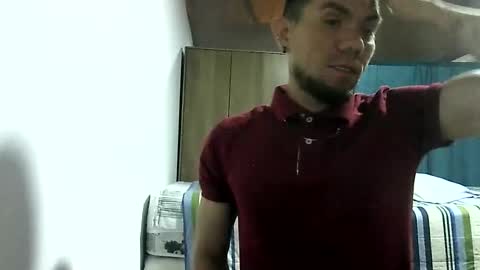 Snapshot of thomas2wood chatting on April 2026 12:56:01 AM Thomas2Wood online show from April 2026 12:56:01 AM