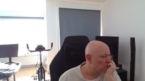 thomas315627 online show from March 2026 02:44:01 PM