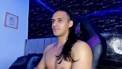 Thomas online show from November 2025 12:16:02 AM