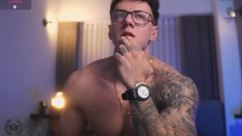 Thomas Falcon online show from October 2025 12:38:02 AM