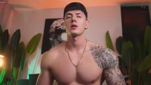 Thomas Falcon online show from November 2025 01:51:02 AM