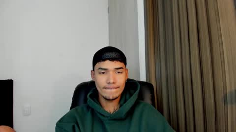 Thomas online show from February 2025 03:54:01 AM