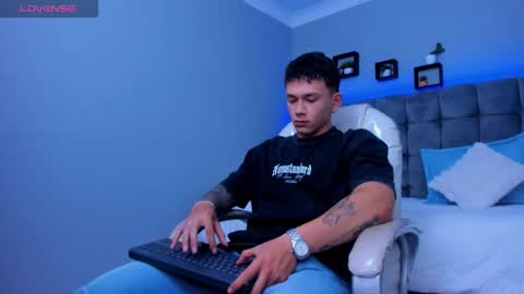 Thomas online show from November 2025 11:56:02 AM