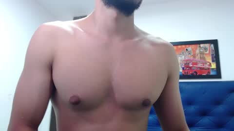 Snapshot of thomas_neuman chatting on January 2025 08:32:01 PM Thomas online show from January 2025 08:32:01 PM