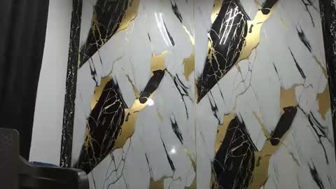 Thomas online show from November 2025 09:15:02 PM