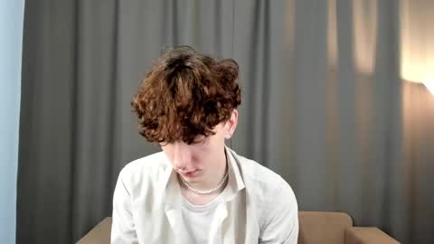 Thomas online show from March 2025 02:04:02 AM