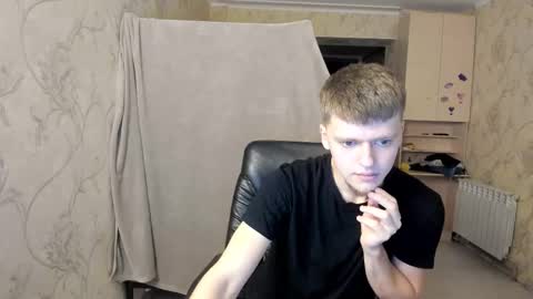 Tomas online show from December 2025 09:01:01 PM