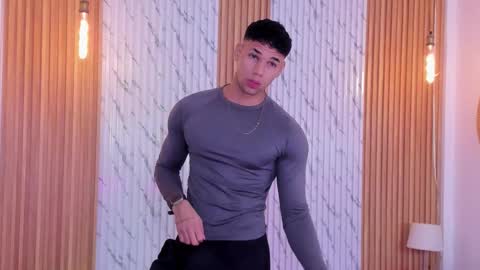 Thomas online show from October 2025 11:28:01 AM