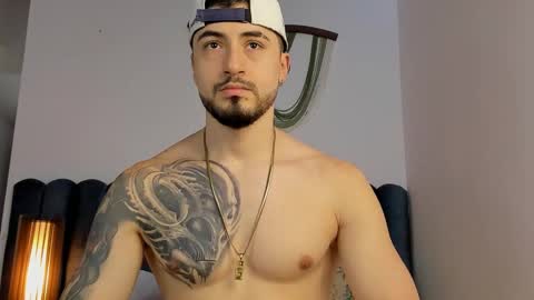 sweetfit boy online show from February 2026 07:43:01 PM