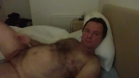 Tom online show from February 2026 12:09:01 AM