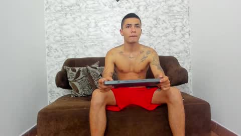 thomass_conor online show from January 2025 12:29:02 PM