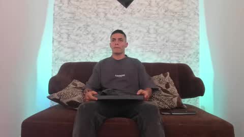 thomass_conor online show from February 2025 06:55:02 PM