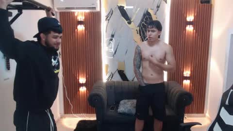 thomson_hot01 online show from May 2026 05:26:01 AM