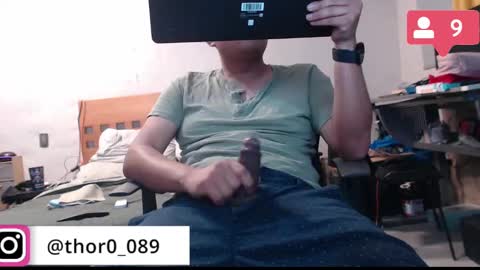 Snapshot of thor0200 chatting on January 2025 01:54:01 AM thor0200 online show from January 2025 01:54:01 AM