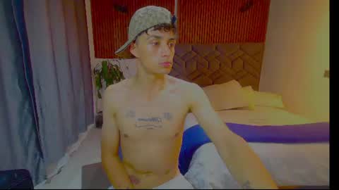 THORNERXXXBOY online show from June 2026 06:55:02 AM