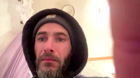 throbbing8585 online show from March 2026 10:45:01 PM