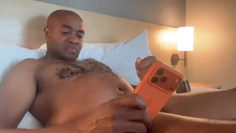 austin xzandros online show from April 2026 10:18:01 PM