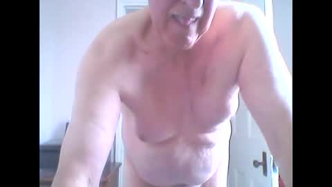 Snapshot of thruster99 chatting on September 2025 03:01:01 PM thruster99 online show from September 2025 03:01:01 PM