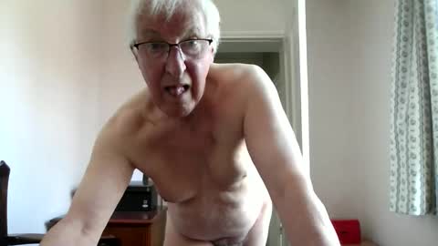 thruster99 online show from April 2026 11:19:02 AM