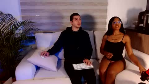 Snapshot of tiana_naveen chatting on February 2025 02:31:01 AM tiana naveen online show from February 2025 02:31:01 AM