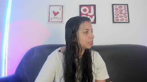 TIANA online show from June 2026 07:01:02 AM