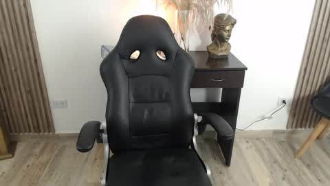 LIA online show from April 2026 03:28:02 PM